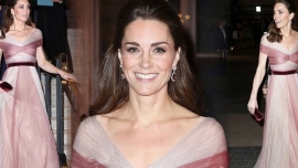 Η νέα royal εμφάνιση της Kate Middleton με Prada δημιουργία που εντυπωσίασε!
