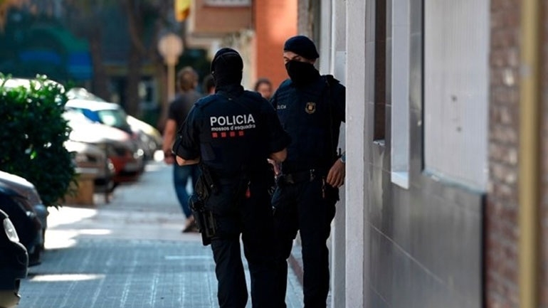 Ισπανία: Συνελήφθη φαρσέρ που έσπερνε τον τρόμο προειδοποιώντας για βόμβες