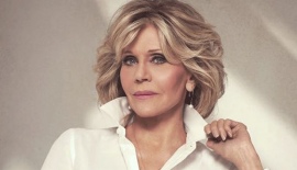 H 82χρονη Jane Fonda ποζάρει για το εξώφυλλο γνωστού περιοδικού